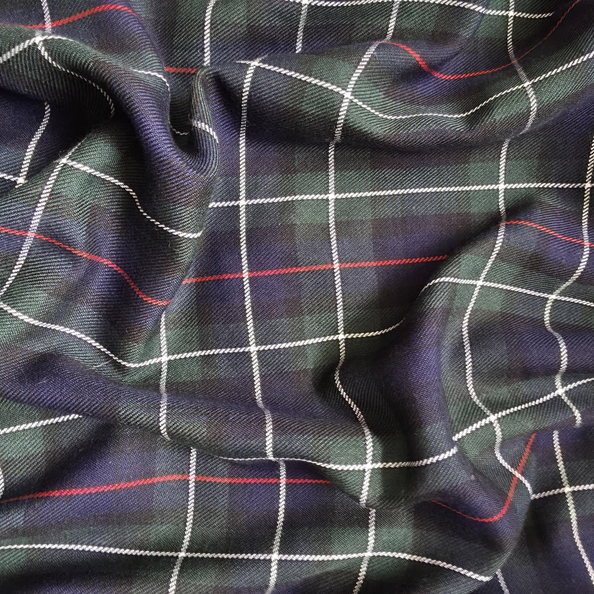 Do Wedding Guests Have to Wear the Same Tartan? A Guide to Tartan Etiquette